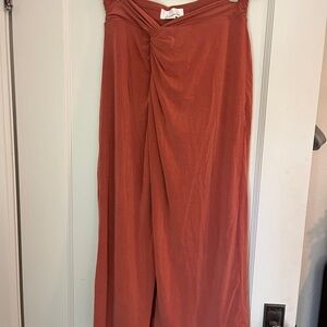 Anthropologie midi skirt in Medium